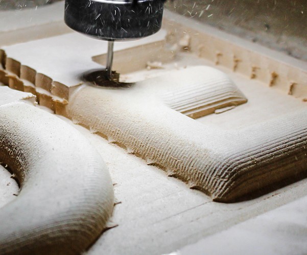 Letra Caixa em Madeira